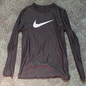 Boys Nike long sleeves